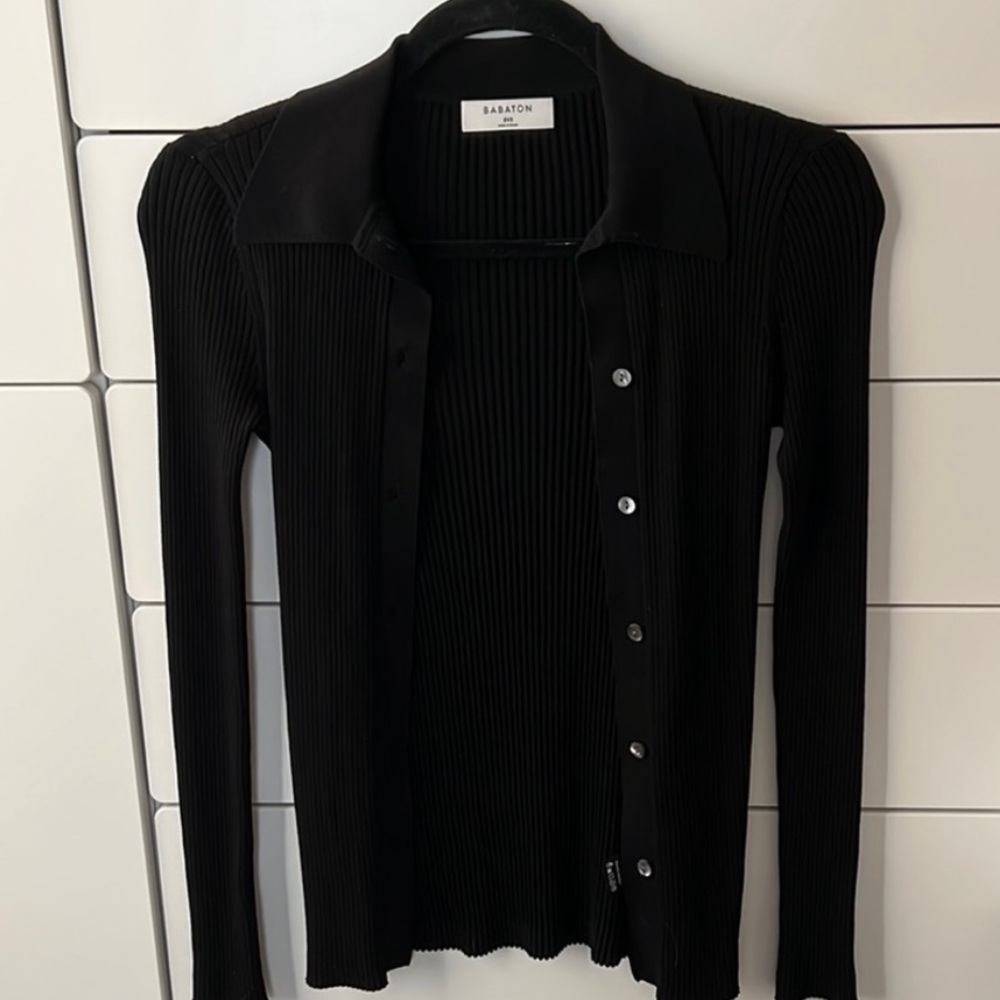 Aritzia Babaton Black Ribbed Button-Up Top